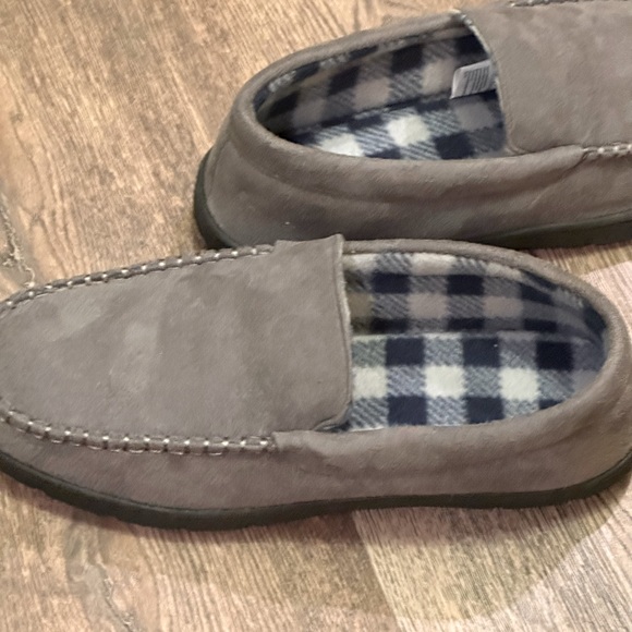NWOT Men’s West Loop slippers - Picture 3 of 6
